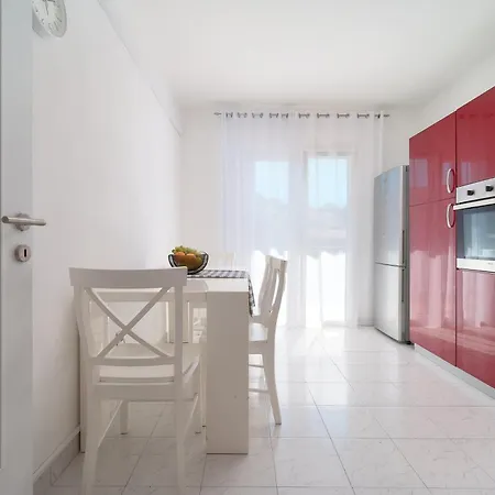 Apartmán Hvar Lech Spacious 2 Bedroom With Private Parking *