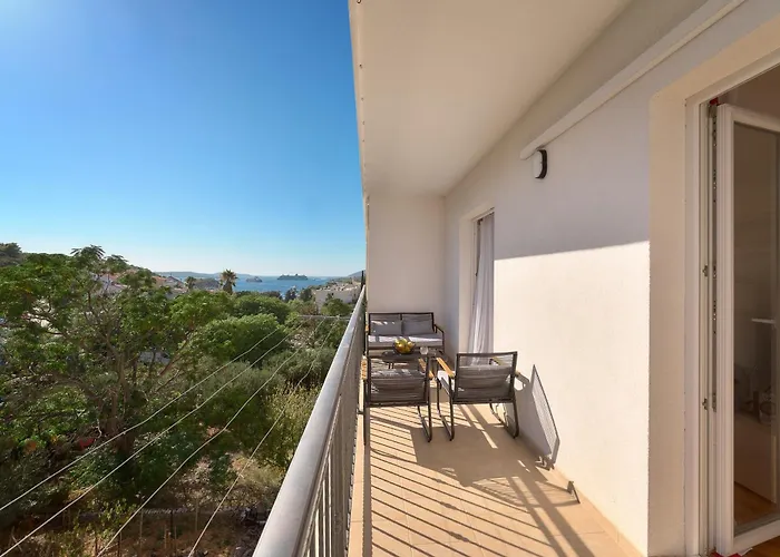 Apartament Hvar Lech Spacious 2 Bedroom With Private Parking Hvar Town