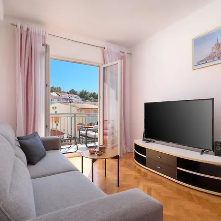 Hvar Lech Spacious 2 Bedroom With Private Parking * Hvar Town